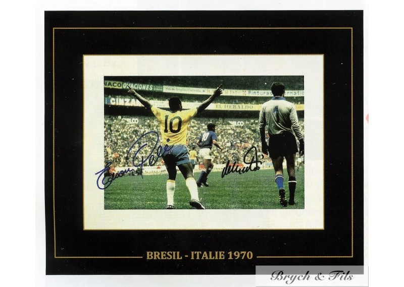 Pelé and Enrico Albertosi Match Brazil-Italy 1970 Signed Photo Autograph