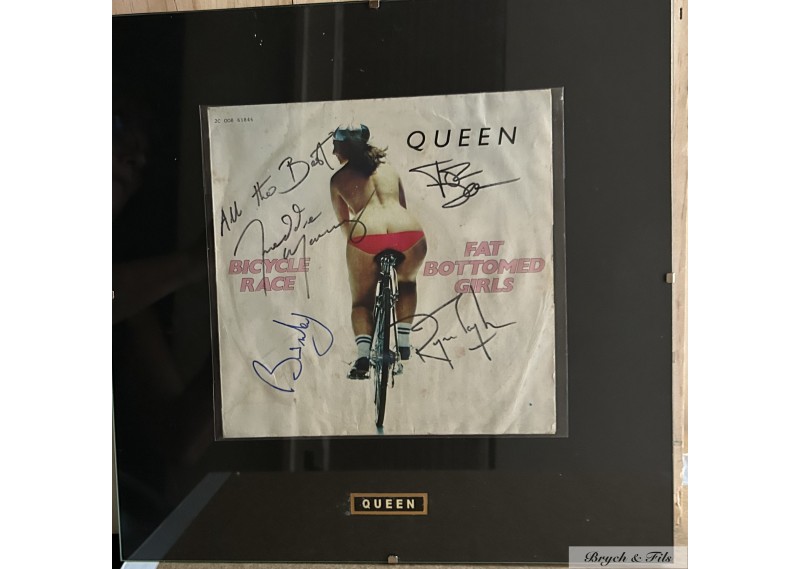 Record Cover TINA TURNER autographed