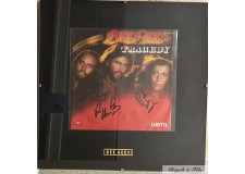 "BEE GEES/TRAGEDY" 3 autographs