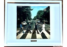 "THE BEATLES/ABBEY ROAD"  pochette dédicacée