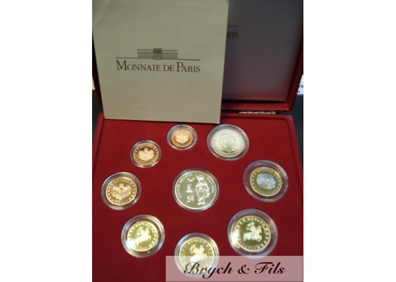 Monaco 2004 BE coffret 9 pièces  2 euro à 1 ct + 5 euro argent Sainte Dévote